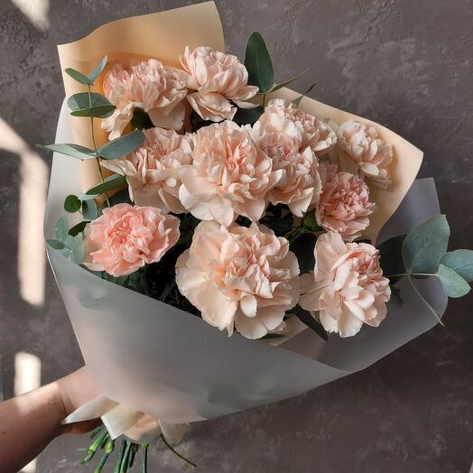 Cream bouquet of dianthus and eucalyptus