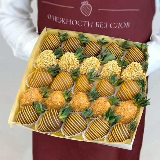 Клубника в шоколаде в наборе «Пчёлка», 25-30 ягод