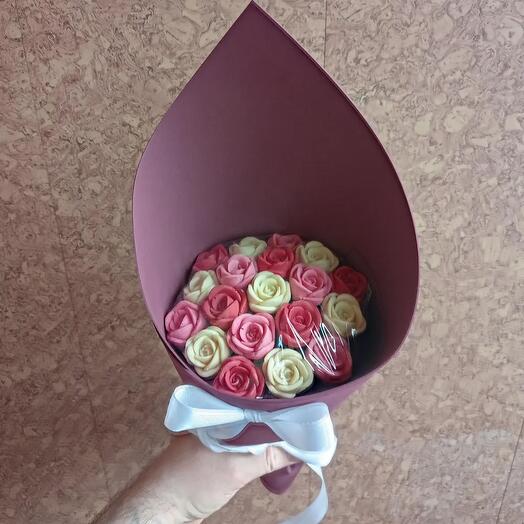 Букет Из Шоколадных Роз 19 шт ShokoTrendy 212540