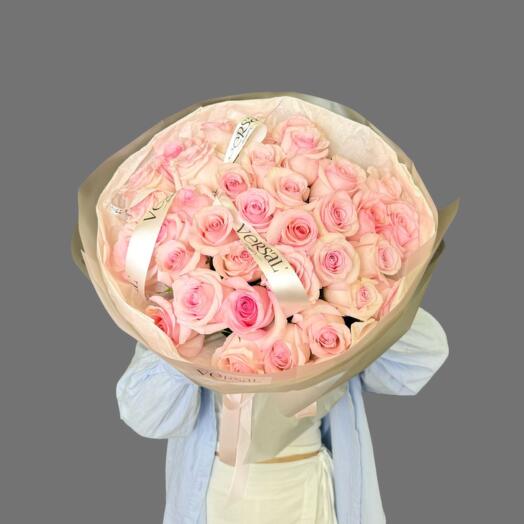 «Праздник сердца» — букет L из 35 роз 50 см (нежно-розовые)