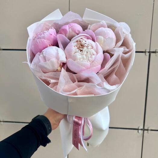 Букет из 5 пионов «Зефирный»💗