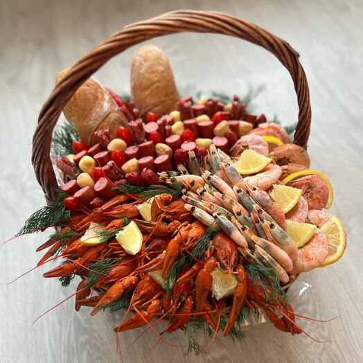 Мужская корзина закусочная