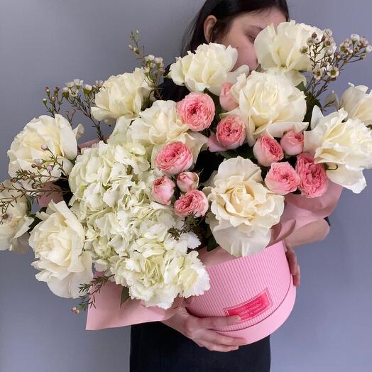 Цветы в коробке