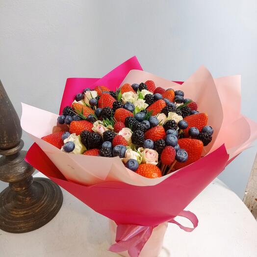 Ramo de fresas y bayas Mix