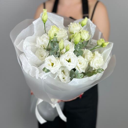 Букет 44 из белых махровых эустом