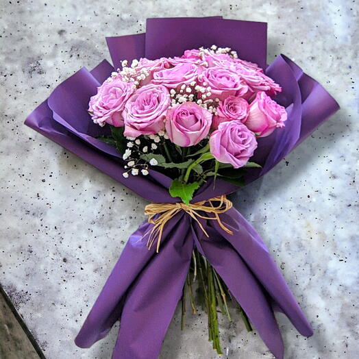 15 Purple Roses
