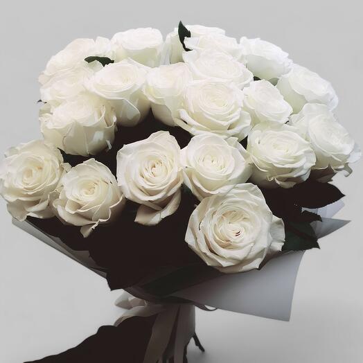 Ramo de 21 rosa blanca/ 21 white roses