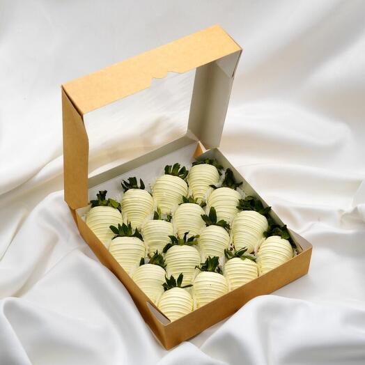 ККлубника в шоколаде White Classic 16