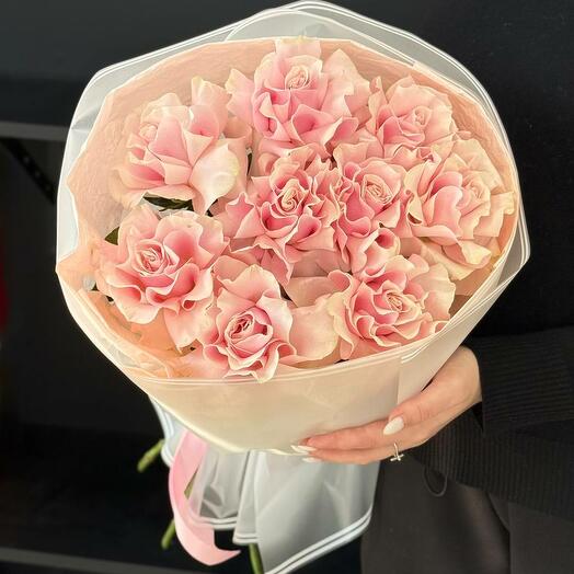 Bouquet of 9 delicate pink French roses 60 cm
