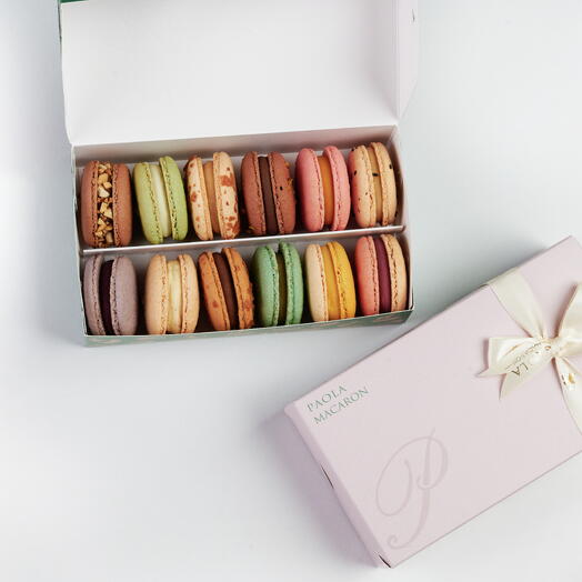 Paola Macaron