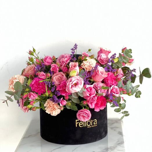 black velvet box mixed flower arrangement -1