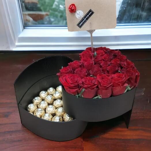 Heart Shaped Roses Box
