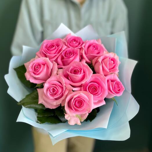 Bouquet of 11 pink roses