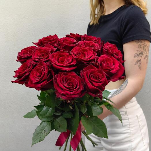 Монобукет из 15 красных эквадорских роз ️