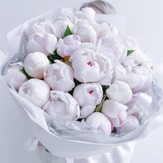 Bouquet of white peony