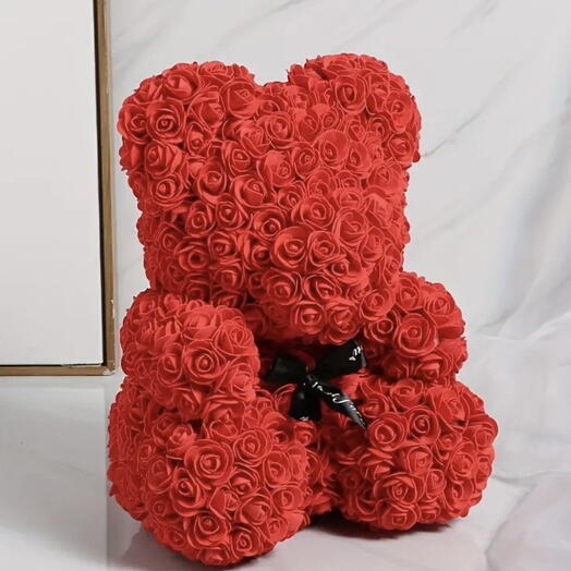 Red rose bear