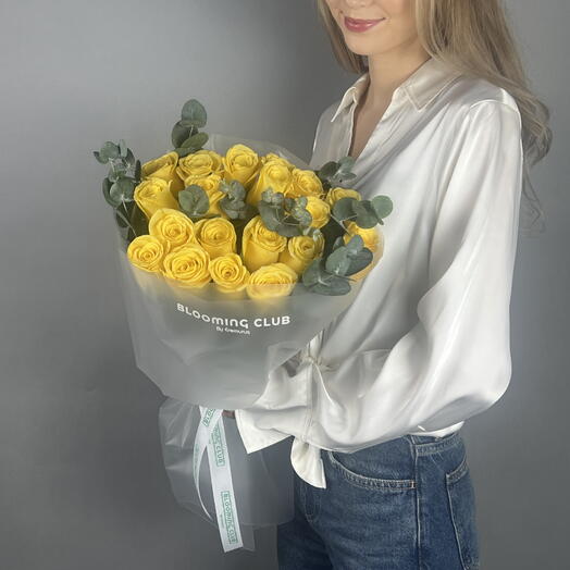 21 Yellow Roses Bouquet