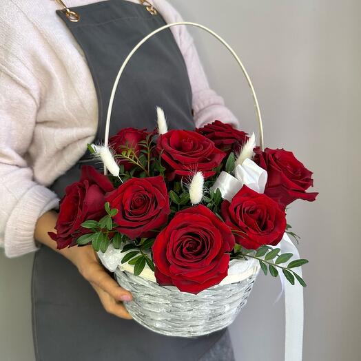 Корзина с Премиум Розами Explorer