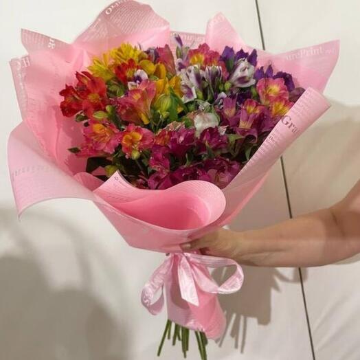 Colorful alstroemeria in a bouquet