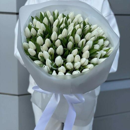 101 White Tulip Bouquet