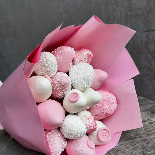 Bouquet of chocolate-covered strawberries 16 berries with chocolate decoration