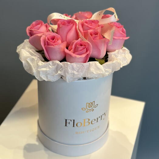 11 Pink Roses Box