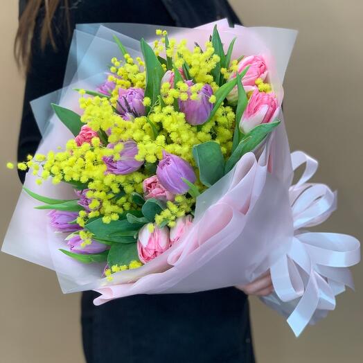 Яркий букет из пионовидных тюльпанов и мимозы, Цветы и подарки ...