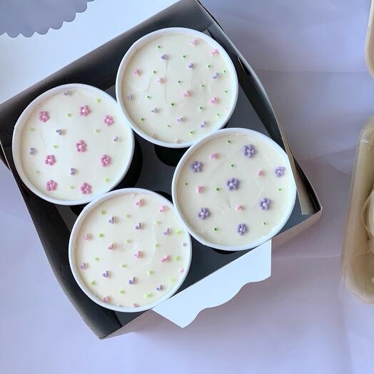 Бенто торты в стакане девушке жене любимой 8 марта цветы