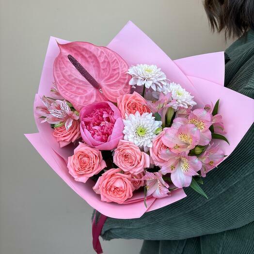 Radiant Floral Symphony Bouquet-1947