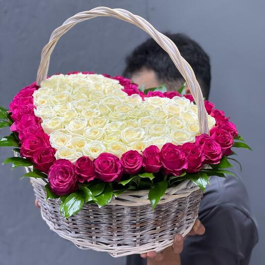 Корзина с цветами