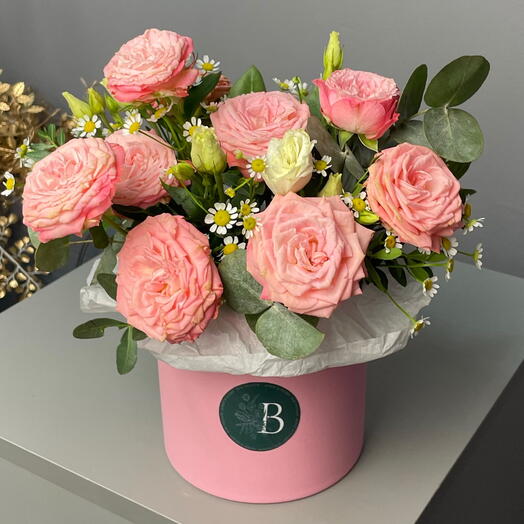 Flores en Caja con rosas y margaritas