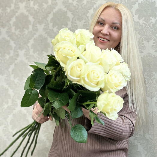 Роза белая 11 шт. Акция