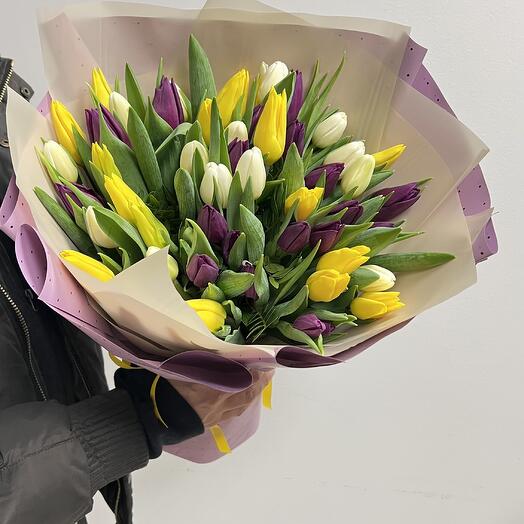 Bouquet primaverile 51 pz