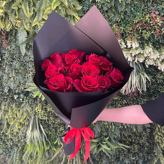 15 Red roses bouquet